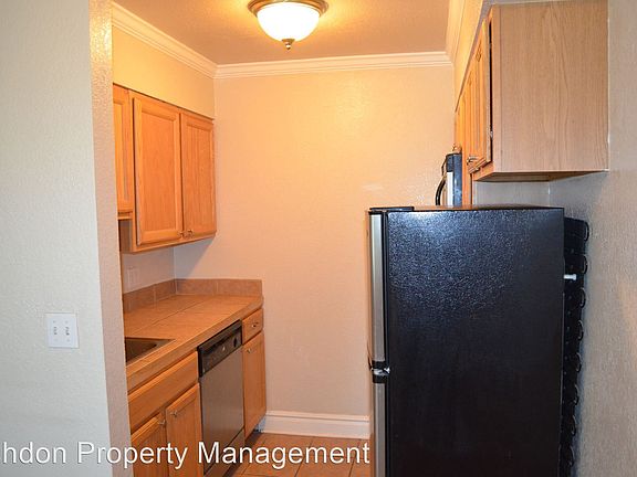 5th image of 30 N Pearl St #201