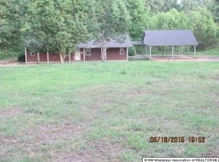 296 Brewer S D Rd #D, Coldwater, MS 38618