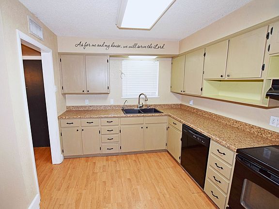 5th image of 4268 Bonham Ave