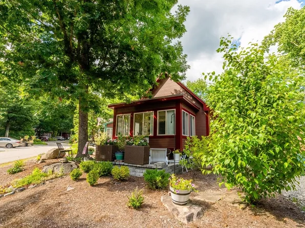 1 Whispering Pines Rd Unit 1, Westford, MA 01886