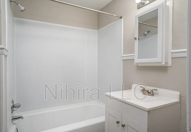 814 Sunset Ave #1 — Photo 15