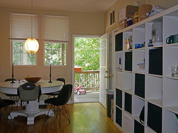 2nd image of 1942 N Kimball Ave #1