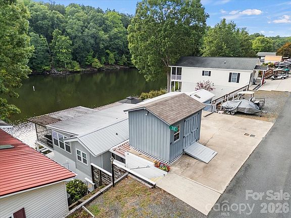 4th image of 113 Clubhouse Drive Ext