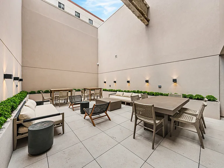 526 Baltic St #11Z — Photo 11