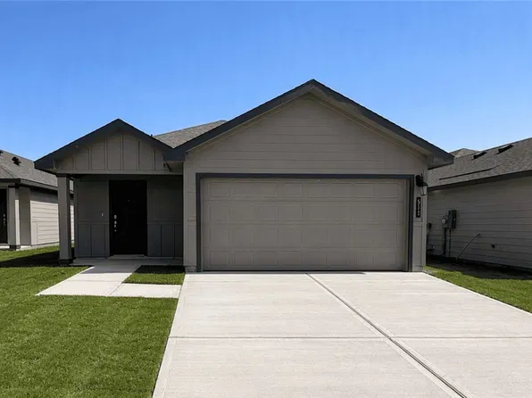 548 Meansville Dr, Odem, TX 78370