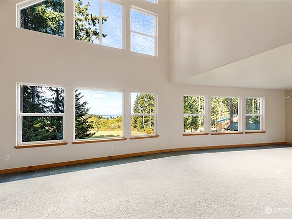 5th image of 2772 Umatilla Drive