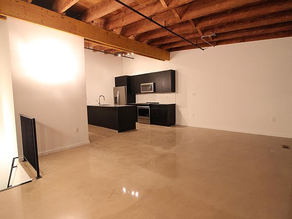 2nd image of 1409 Germantown Ave #1C