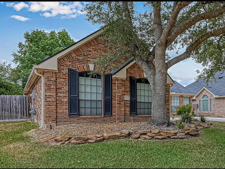 16322 Judge Bry Rd — Photo 3