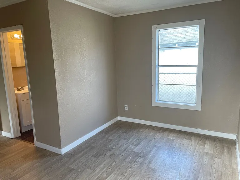 1133 Hibiscus St — Photo 6