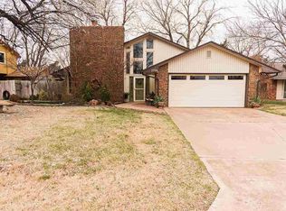 2706 Wagon Trl, Enid, OK 73703