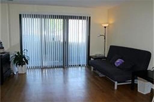 3rd image of 500 Washington St APT 102