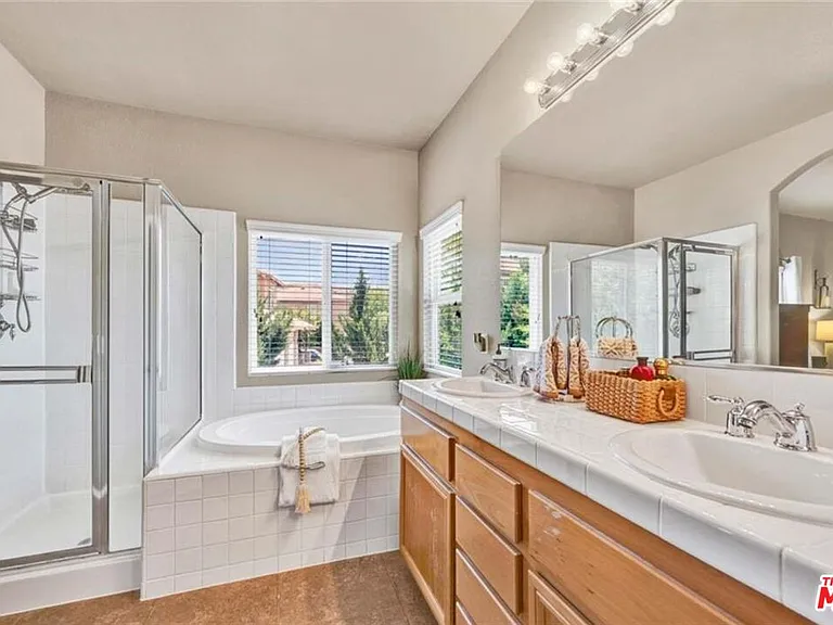 4100 Waterville Ct — Photo 23