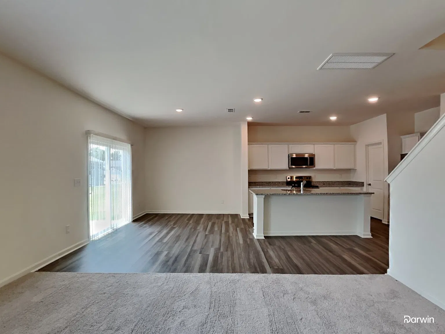4 bed, 2.5 bath, 2338 sqft, $2,155 — Photo 3