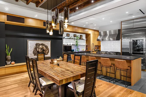 Sold by Corcoran | media 4