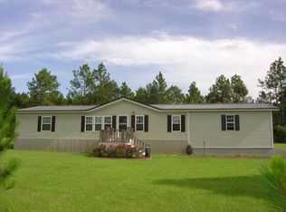 392 Carl Thomas Rd NE, Baxley, GA 31513