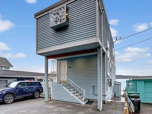 10358 Riviera Pl NE, Seattle, WA 98125