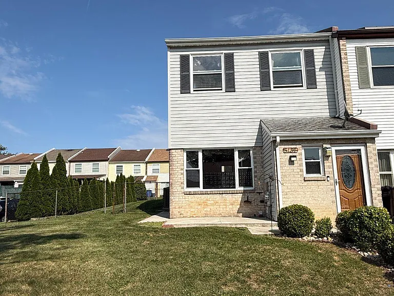 5137 Euston Ct — Photo 1