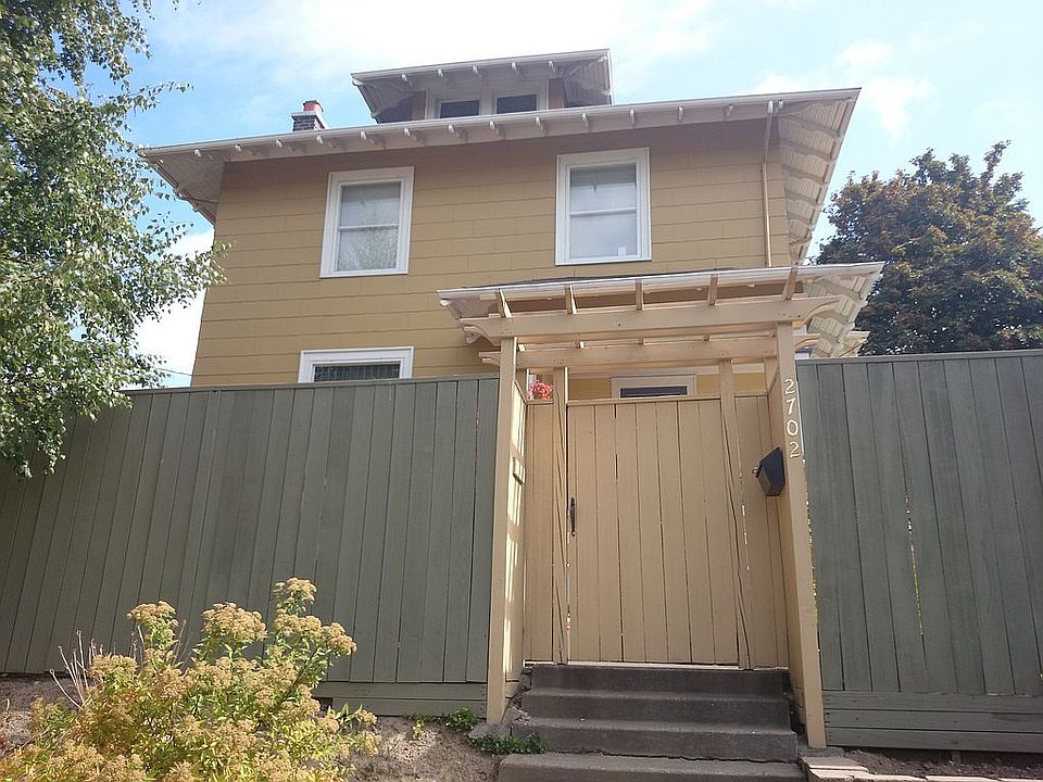 2nd image of 2702 31st Ave S