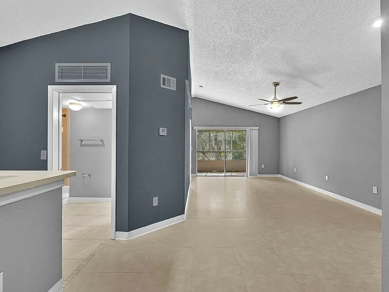 5200 NW 31st Ave #43 — Photo 17