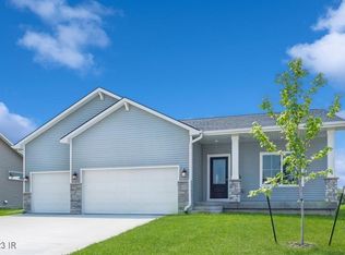 700 Oak Ct, Dallas Center, IA 50063