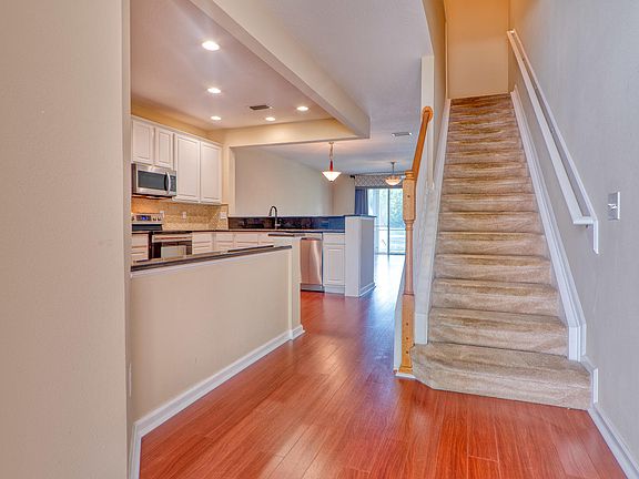 3rd image of 11203 Campfield Cir