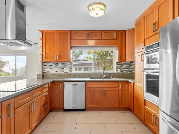 2159A Awikiwiki Pl, Pearl City, HI 96782