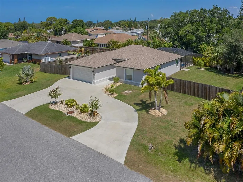 2 bed, 2.0 bath, 1200 sqft, $4,500 — Photo 3