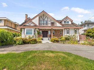 959 Dansey Ave, Coquitlam, BC V3K3G8