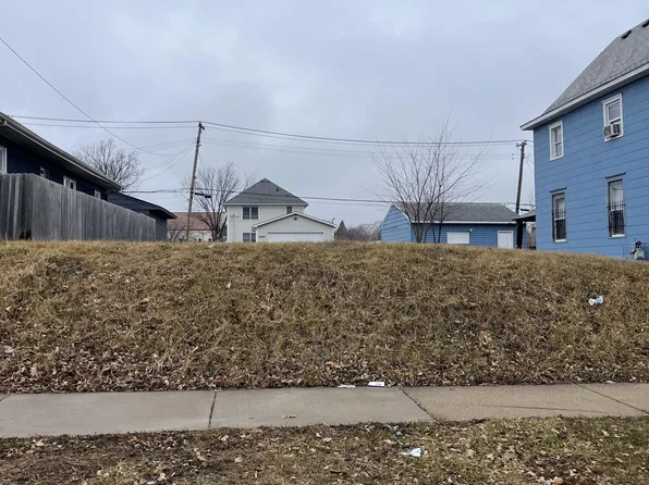 2619 Oliver Ave N, Minneapolis, MN 55411