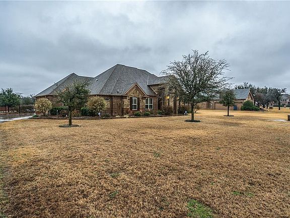 2nd image of 5301 Oak Mill Dr