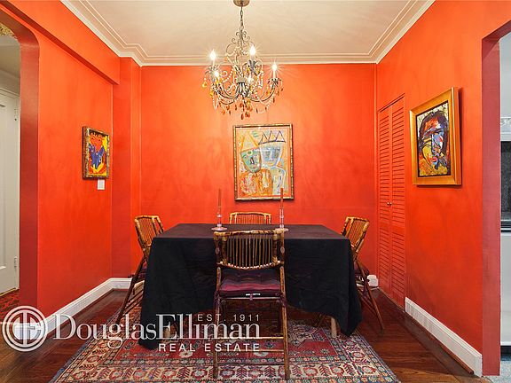 3rd image of 349 E 49th St APT 6D