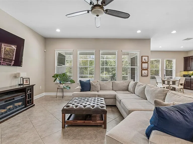 4123 Windcrest Dr — Photo 12