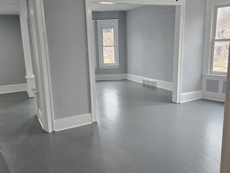 1954 N 40th St #2 — Photo 5