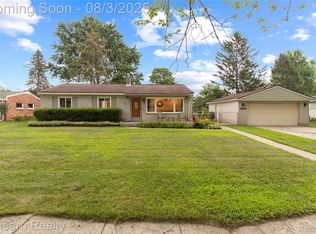 3616 Shoals St, Waterford, MI