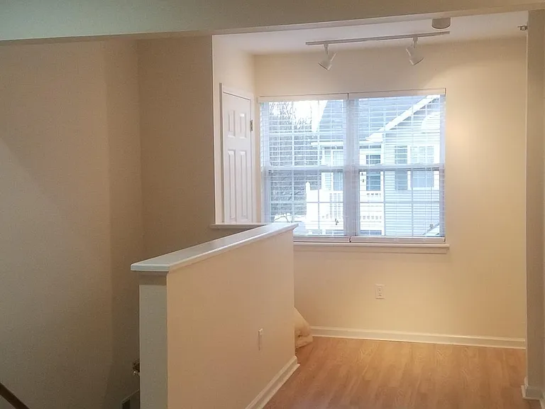 82 Elderberry Ct — Photo 10