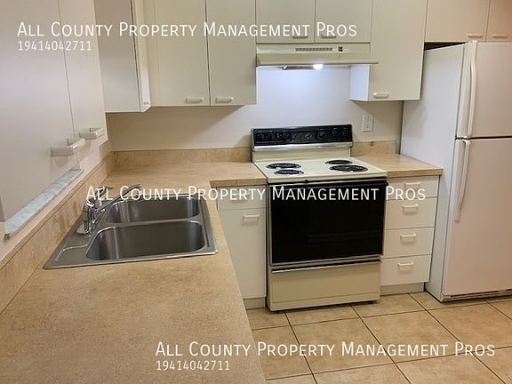 4th image of 918 Royal Palm Dr