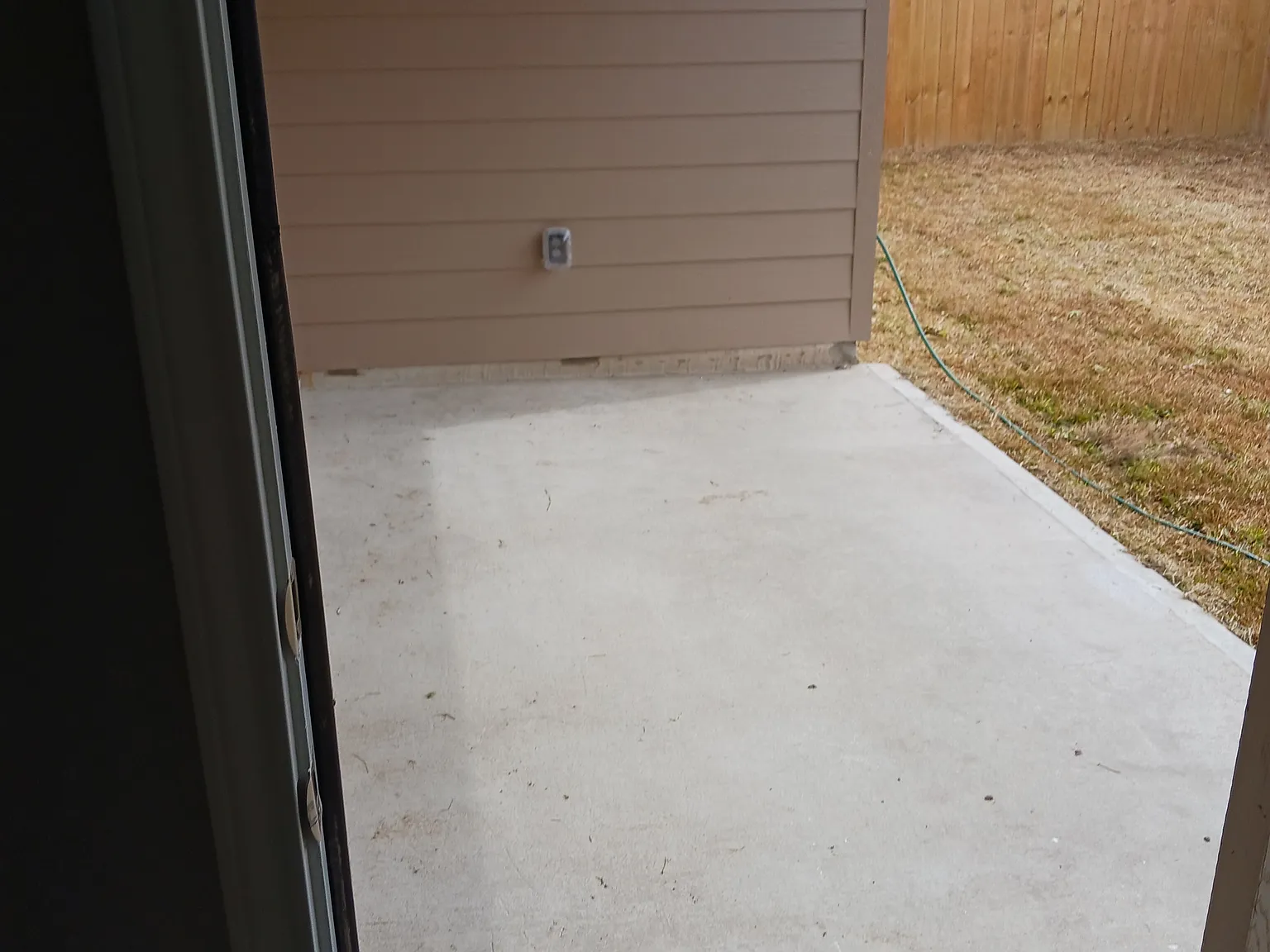 4 bed, 1677 sqft, $2,500 — Photo 3