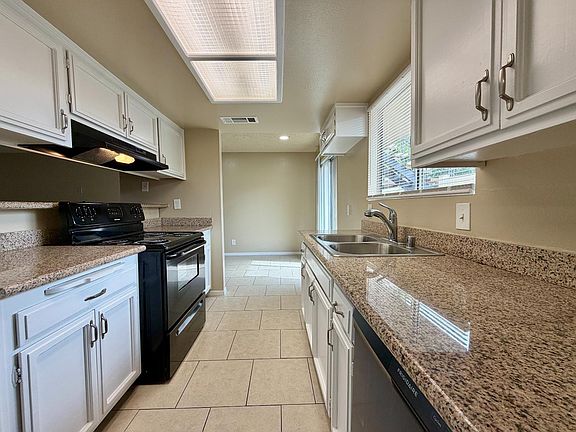 4th image of 1250 E Shaw Ave APT 122