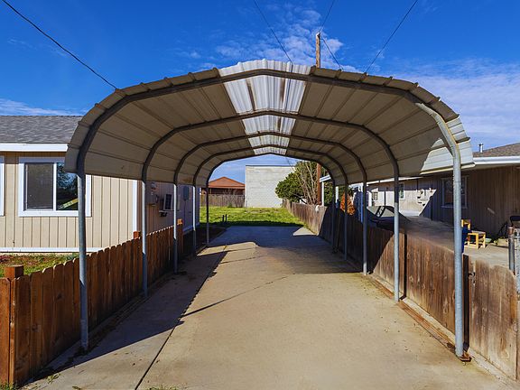 4th image of 209 S Magnolia Avenue