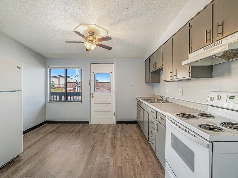 17307 E Susquehanna Dr #19 — Photo 11