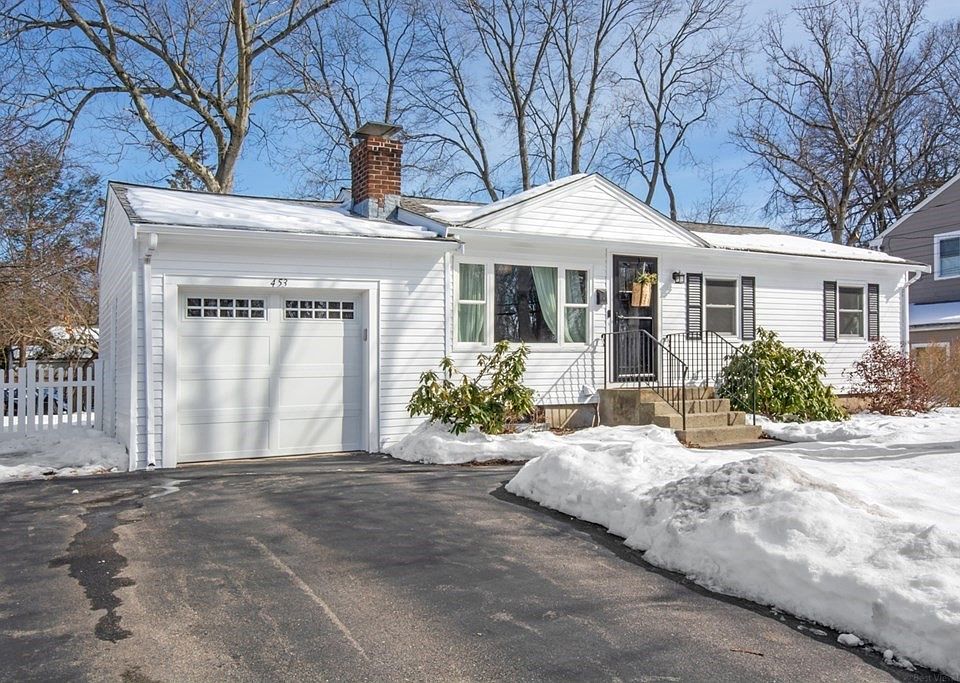 1st image of 453 Winter St