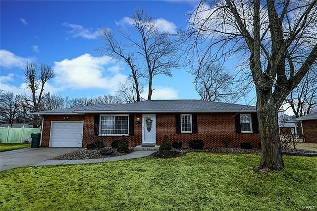 1st image of 1617 Wellington Dr