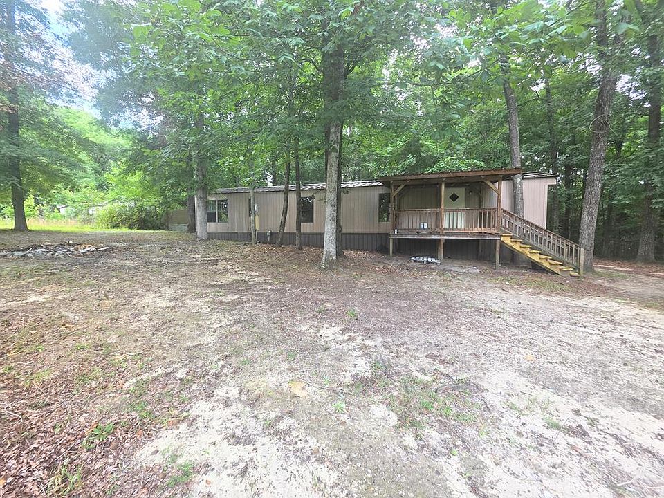 1st image of 6 Magnolia Dr