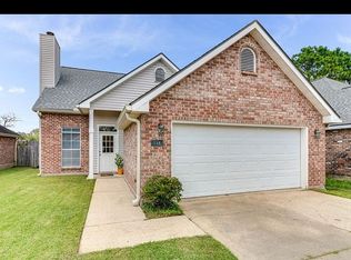 114 Cane Ridge Cir, Lafayette, LA 70508