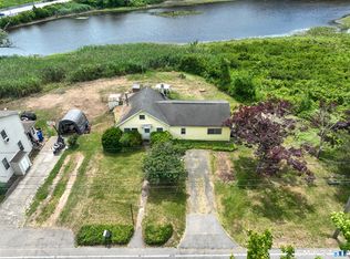 90 Water Street, Chester, CT 06412