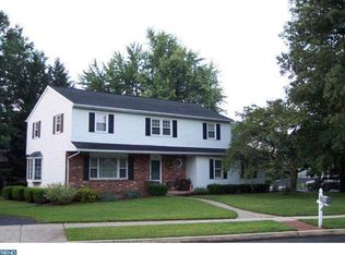 2201 Wellington Blvd, Wyomissing, PA