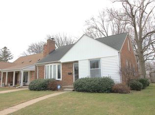 22614 Colony St, Saint Clair Shores, MI
