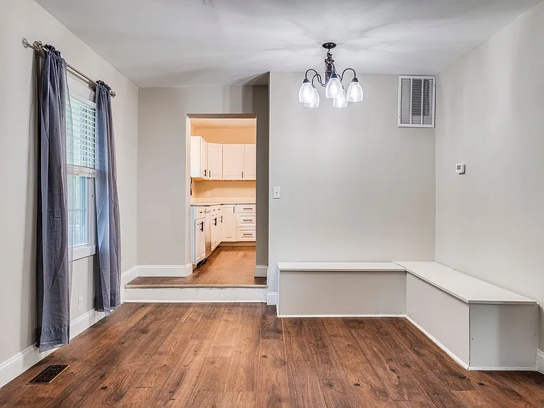 2320 Beechmont Ave #1 — Photo 15