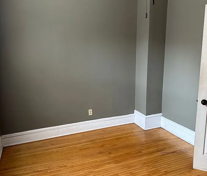 504 Belvidere St E #1 — Photo 8