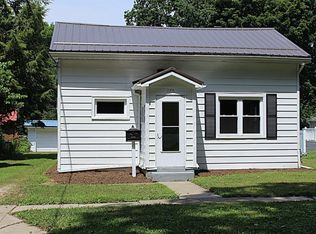 170 Locust St, Girard, PA 16417